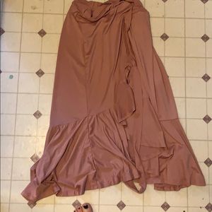 Clearing closet sale! Beautiful rose Bella